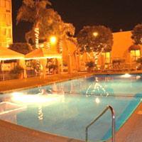 Howard Johnson By Wyndham Fullerton/anaheim Conference Cntr Hotel